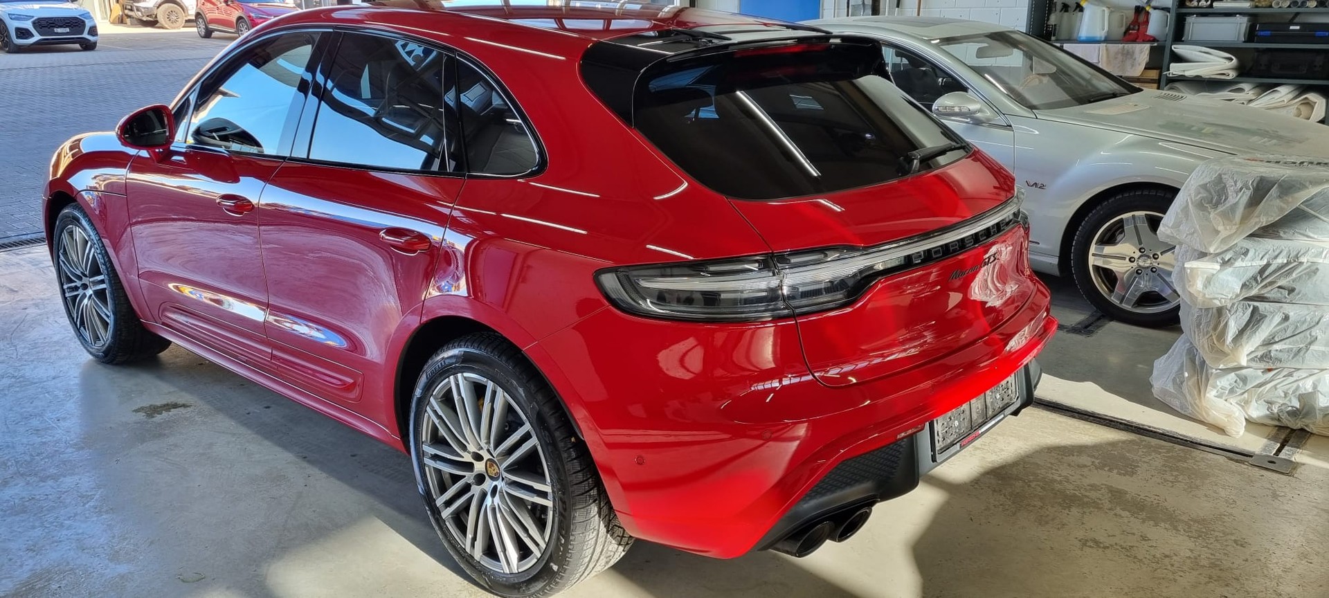 PORSCHE Macan GTS PDK-image-2