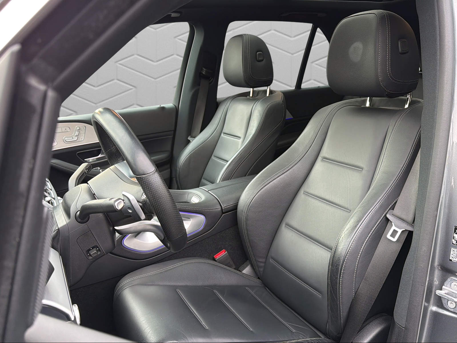 MERCEDES-BENZ GLE 400 d 4Matic AMG Line 9G-Tronic-image-10
