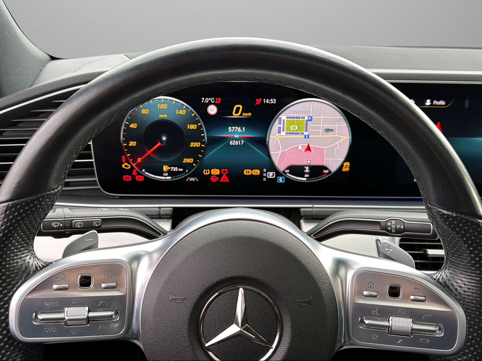 MERCEDES-BENZ GLE 400 d 4Matic AMG Line 9G-Tronic-image-13