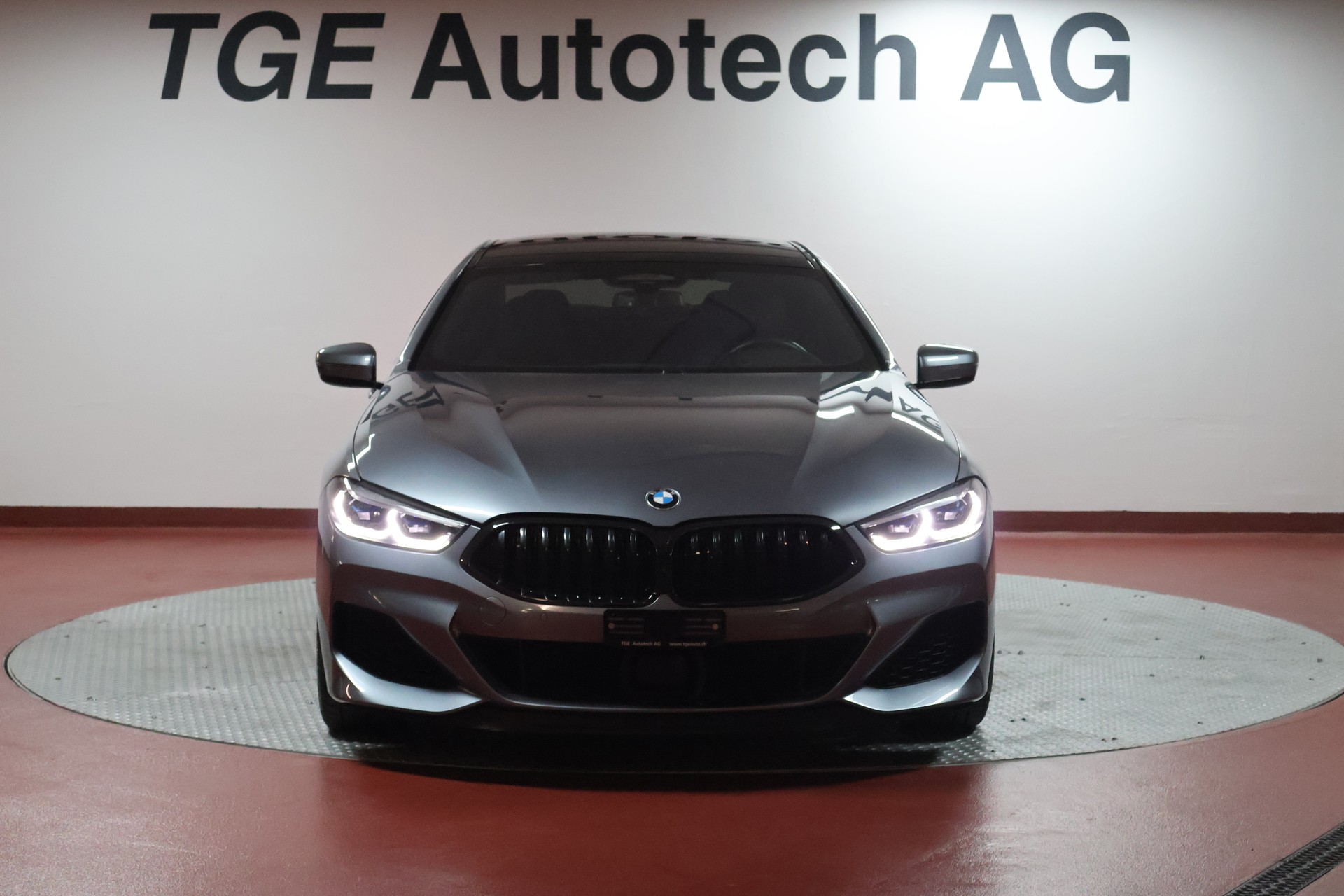 BMW M850i xDrive Steptronic-image-1