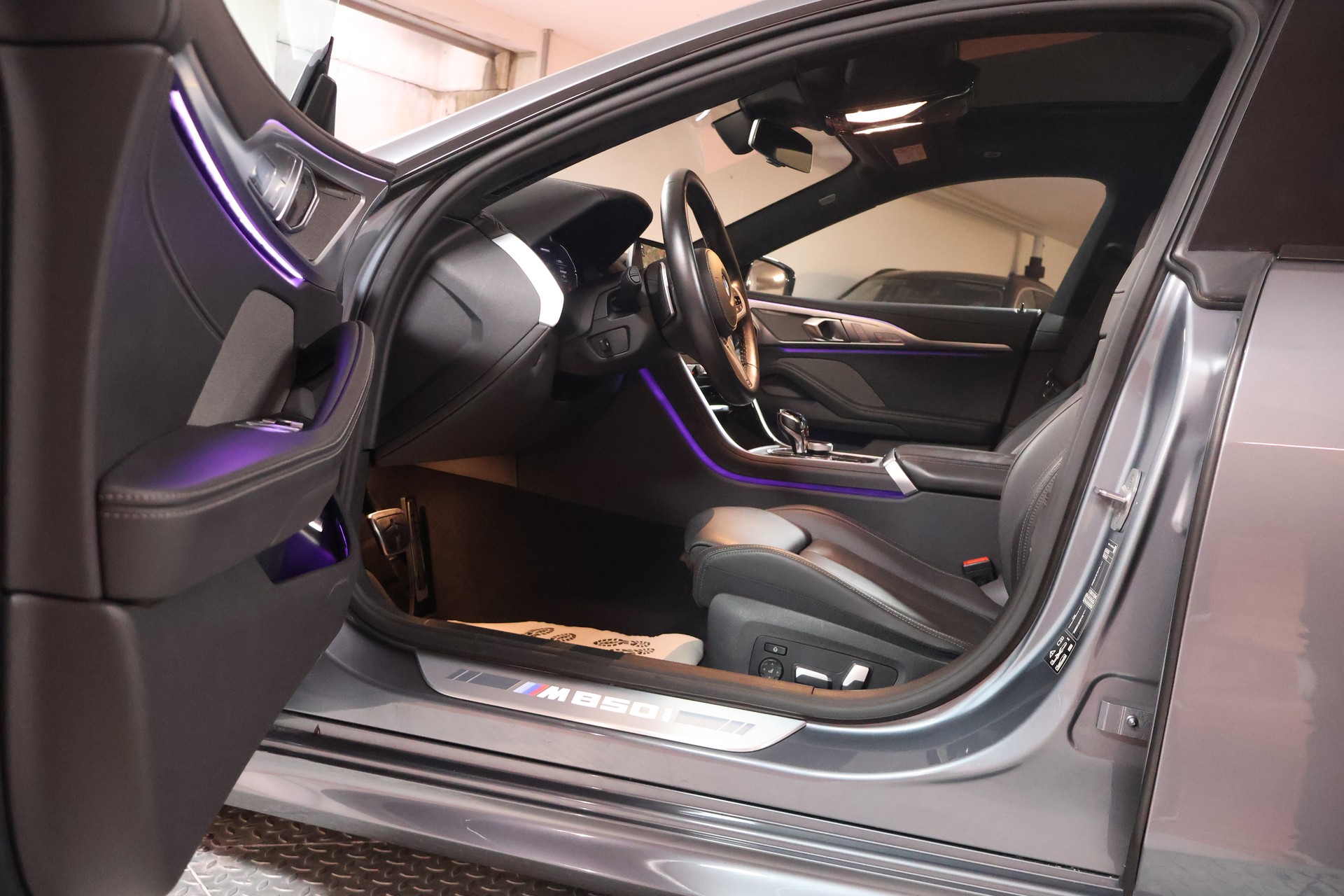 BMW M850i xDrive Steptronic-image-6