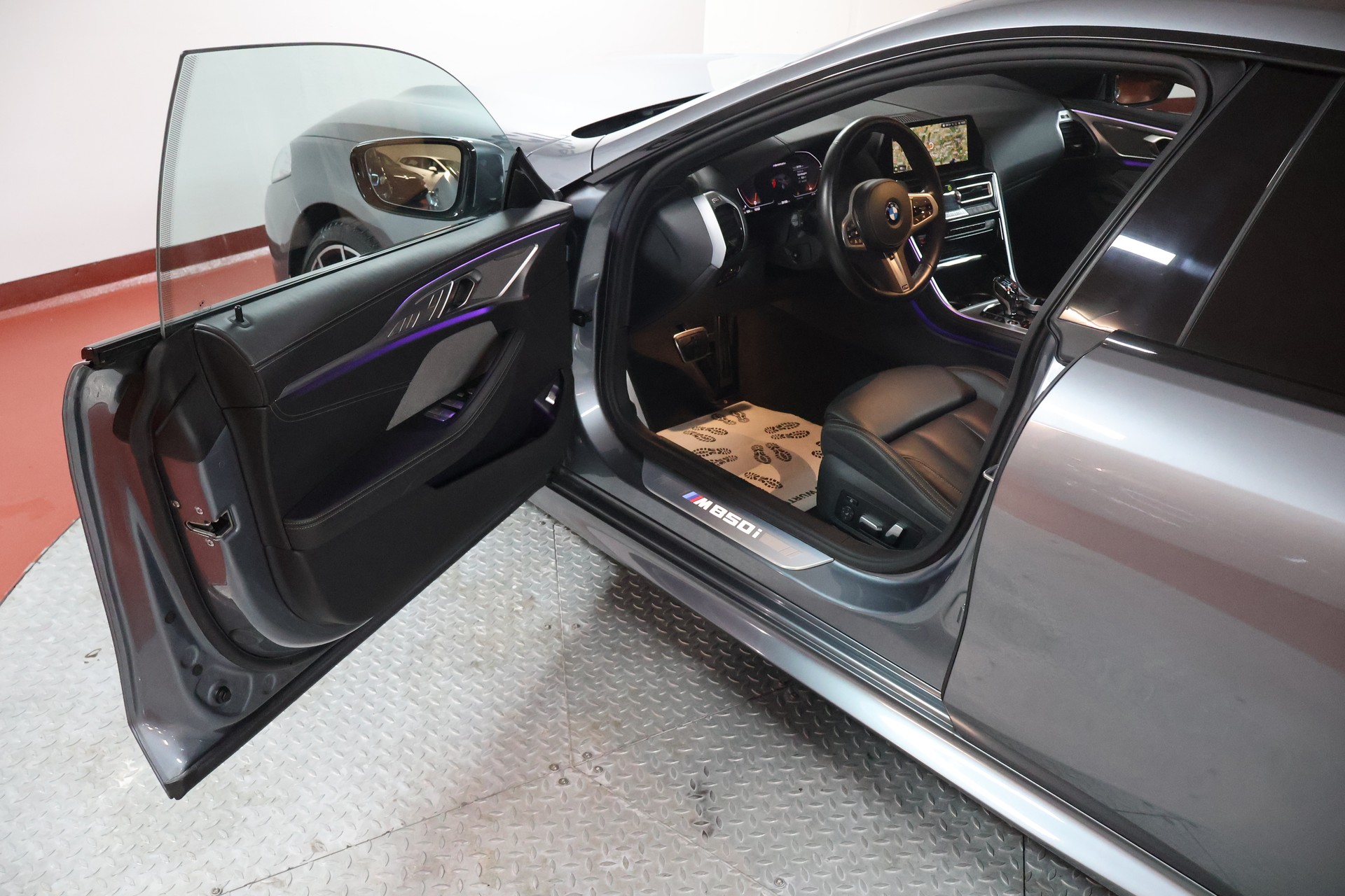 BMW M850i xDrive Steptronic-image-4