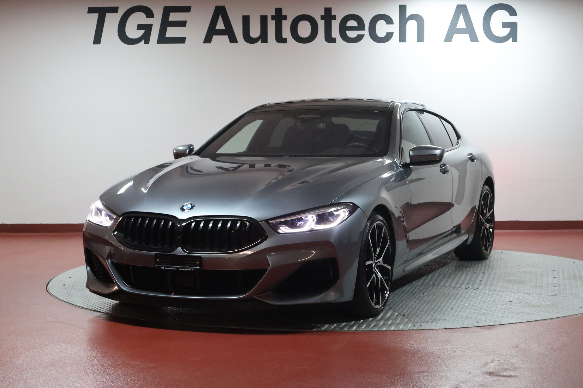 BMW M850i xDrive Steptronic-image-0