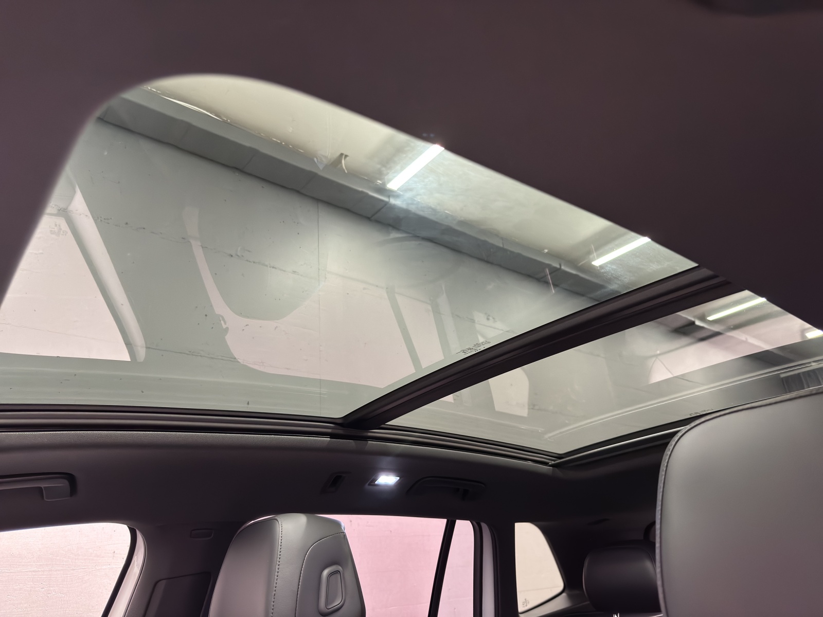 VW Tiguan 2.0 TSI R-Line Plus DSG 4motion-image-15