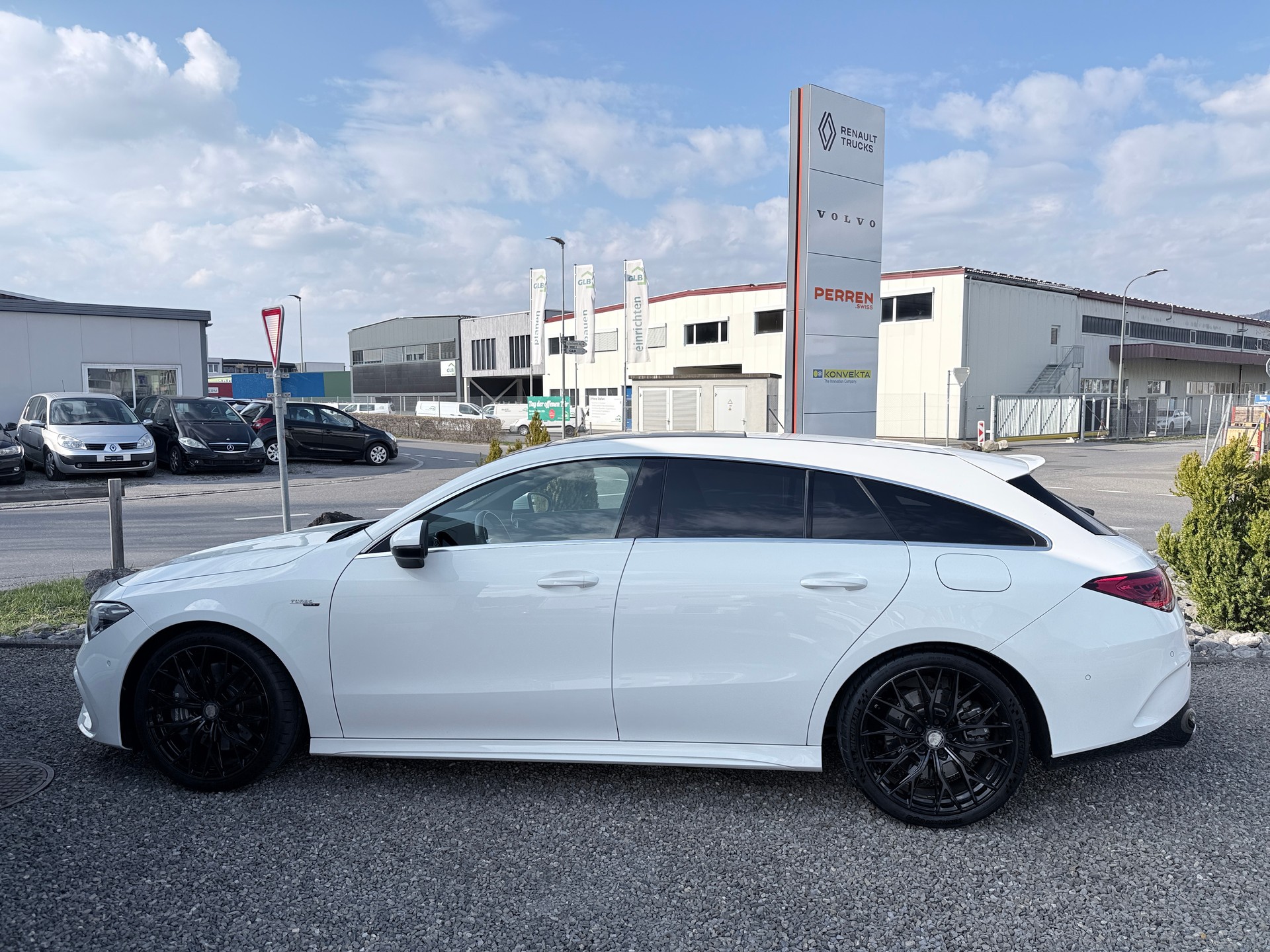 MERCEDES-BENZ CLA Shooting Brake 45 AMG 4Matic+ 8G-DCT