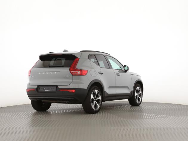 Image VOLVO XC40 XC40 B3 Benzin Mild Hybrid Plus Dark DCT
