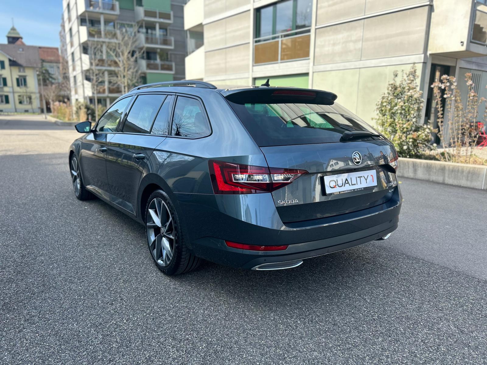 SKODA Superb Combi 2.0 TDi SportLine 4x4 DSG-image-4