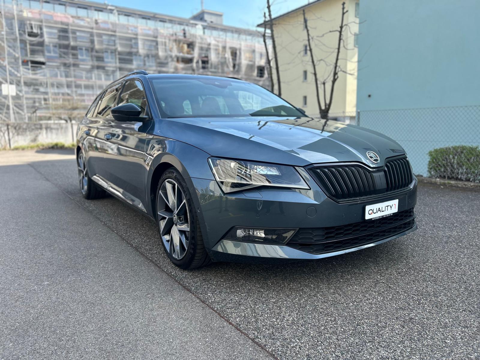 SKODA Superb Combi 2.0 TDi SportLine 4x4 DSG