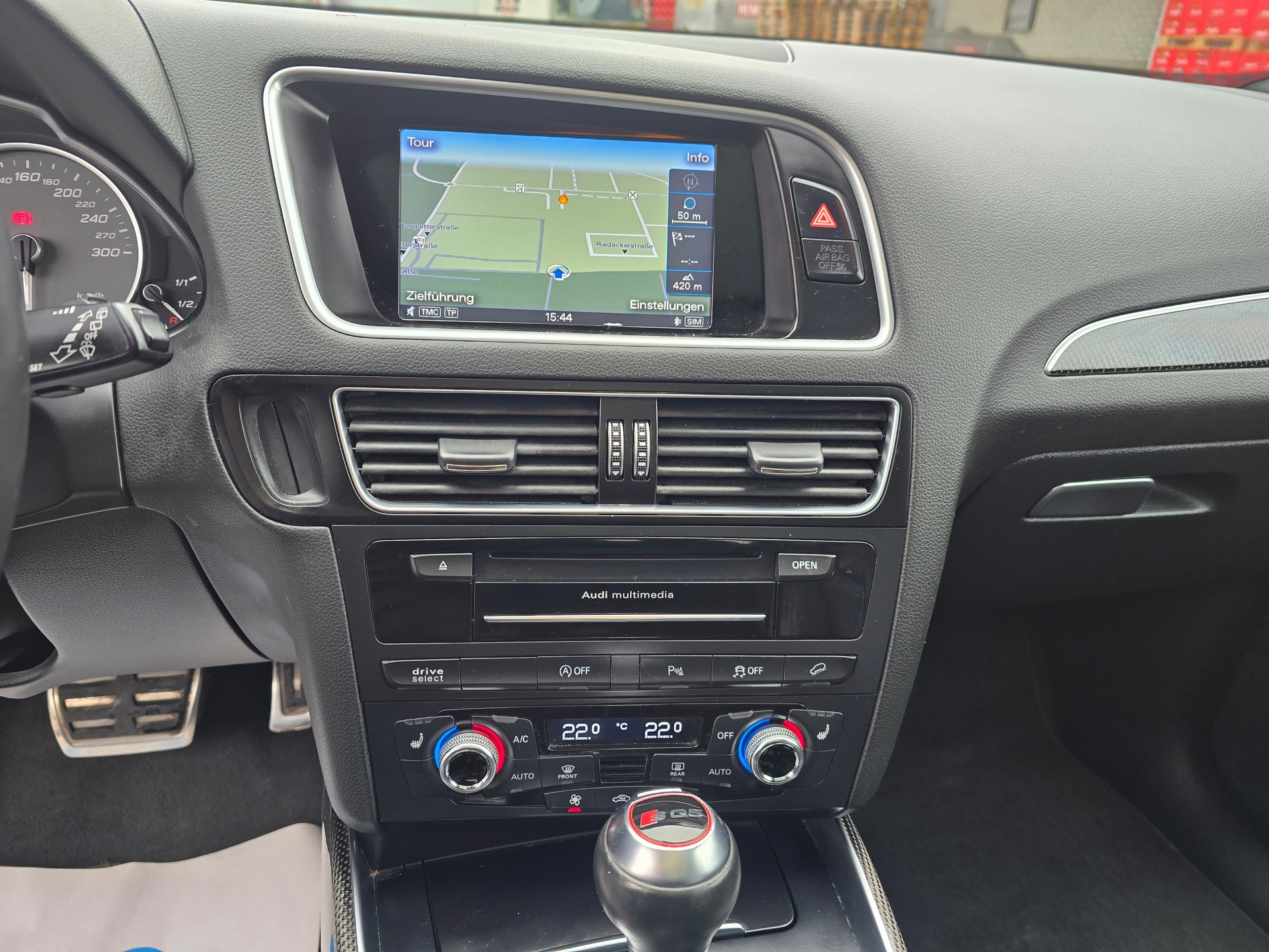 AUDI SQ5 3.0 TDI quattro tiptronic-image-17