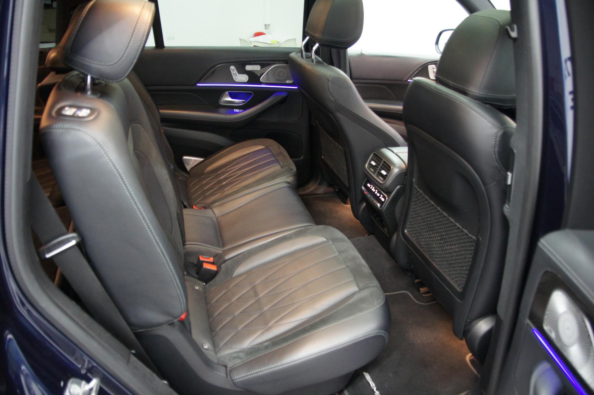 MERCEDES-BENZ GLS 63 4Matic+ TCT 9G-image-14