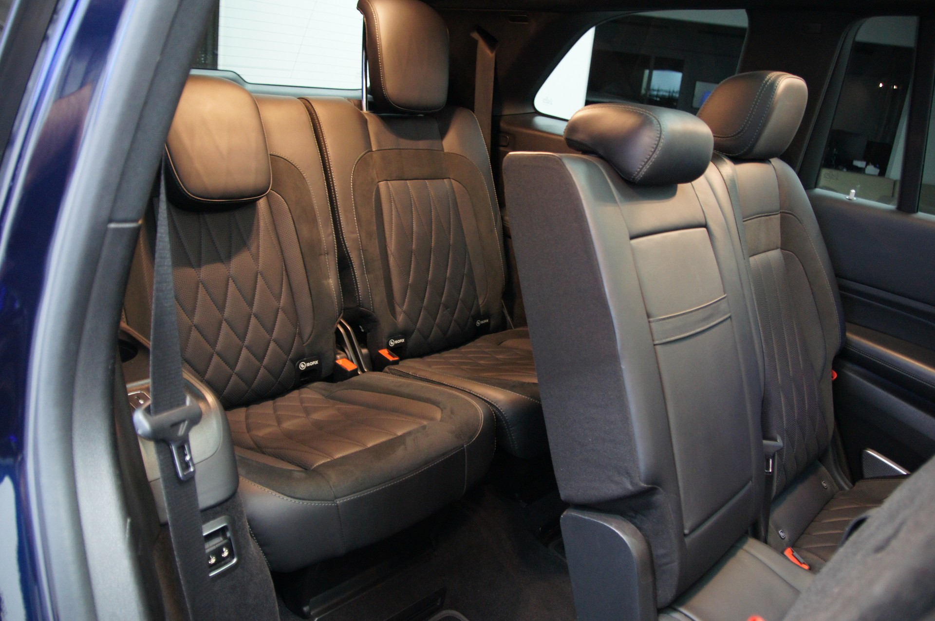 MERCEDES-BENZ GLS 63 4Matic+ TCT 9G-image-15