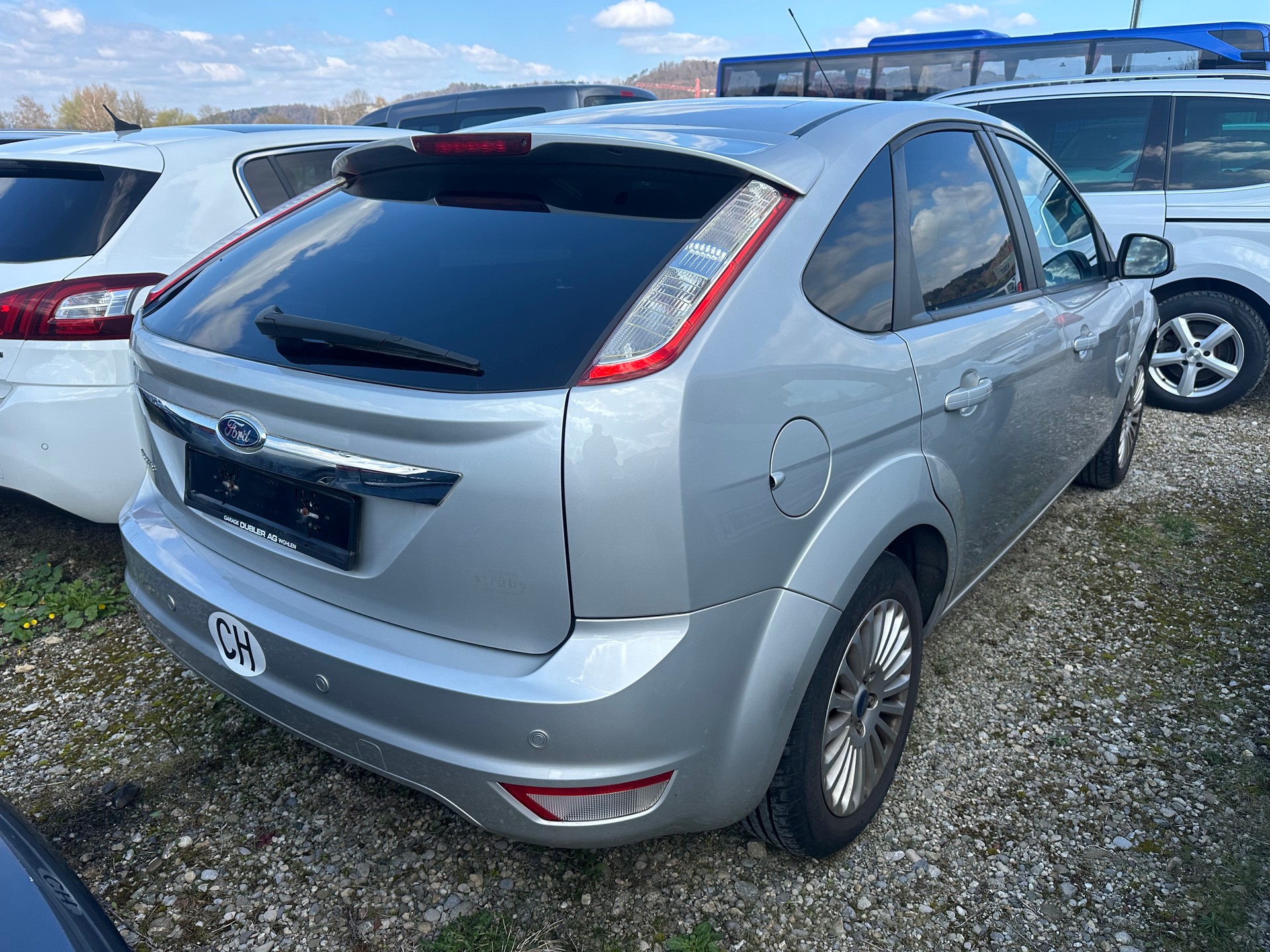 FORD Focus 2.0i Titanium Automatic-image-2