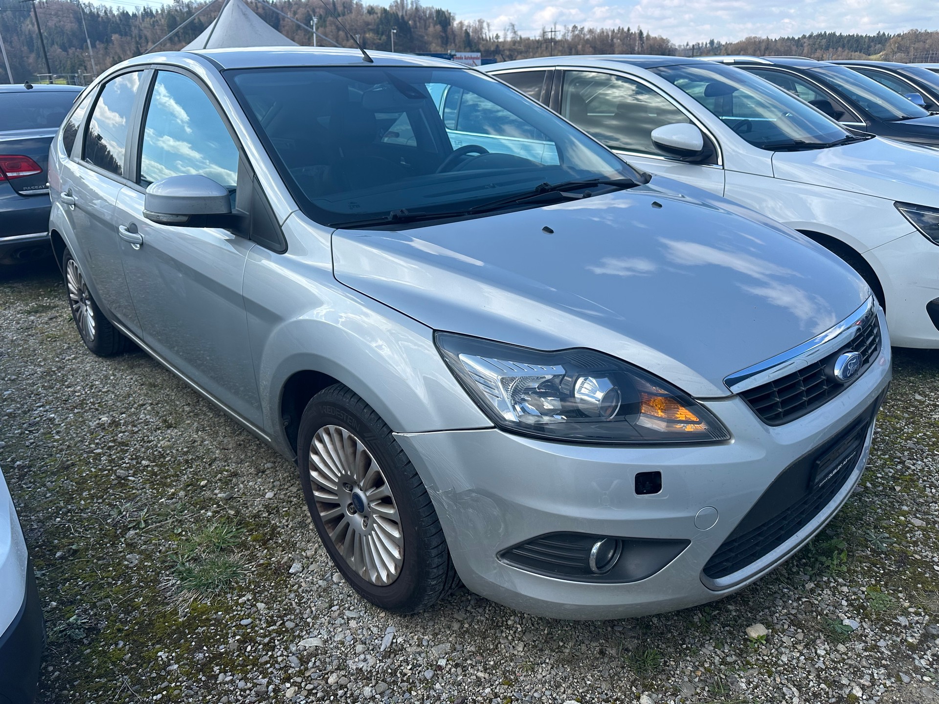 FORD Focus 2.0i Titanium Automatic-image-1