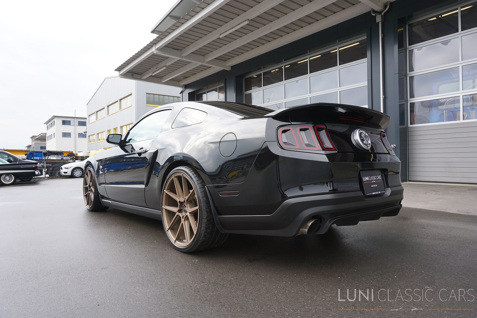 FORD Mustang Shelby GT500-image-3