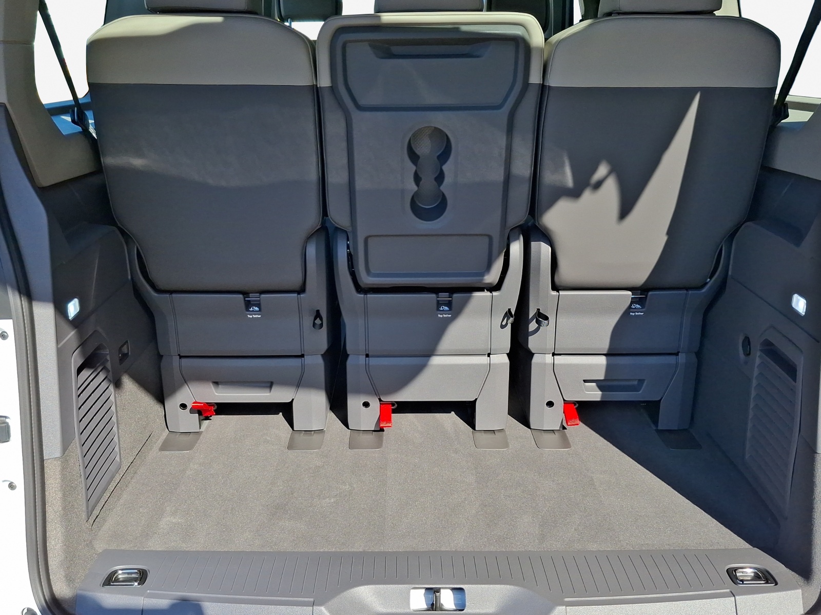 VW California 2.0 TDI Beach-image-11