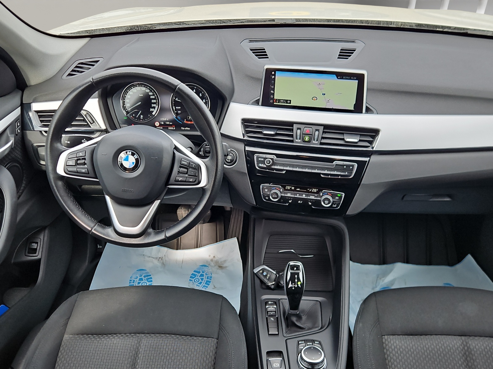 BMW X1 sDrive 18i Steptronic DSK-image-9