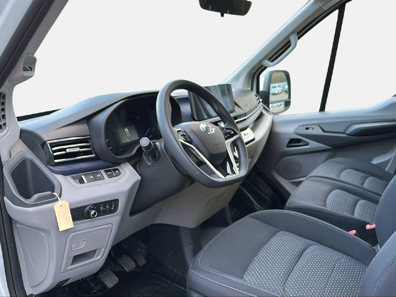 MAXUS Deliver 9 Kaw. L3H2 2.0 TD Luxury-image-8