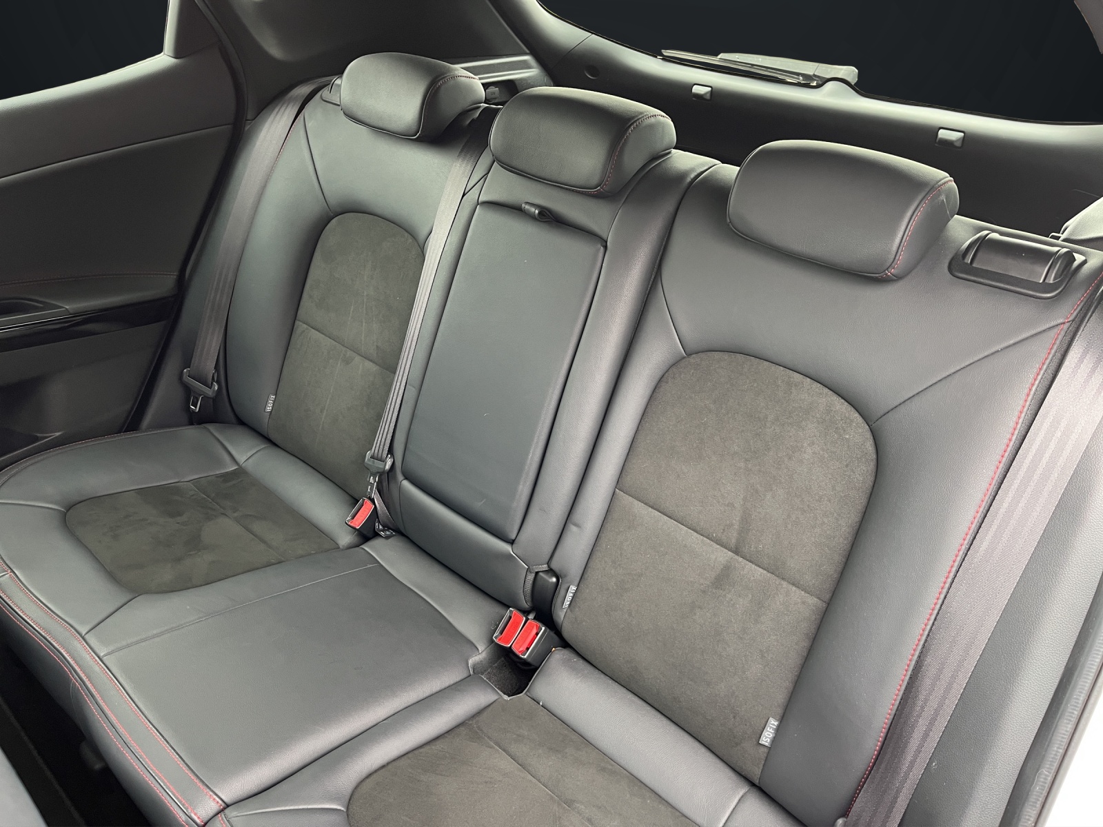 KIA Cee'd 1.6 GDi Turbo GT-image-9