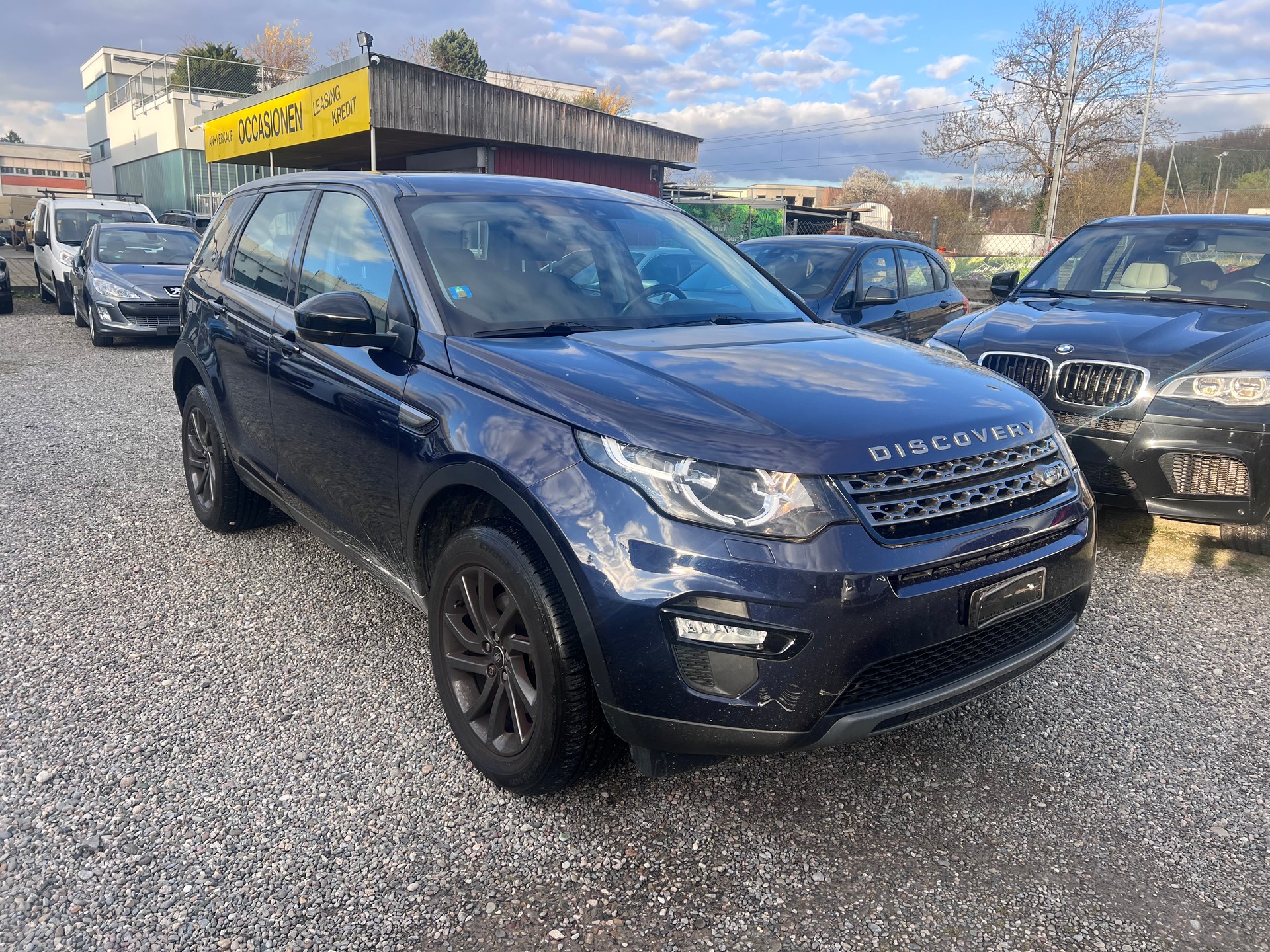 LAND ROVER Discovery 2.0 TD4 S Automatic-image-1