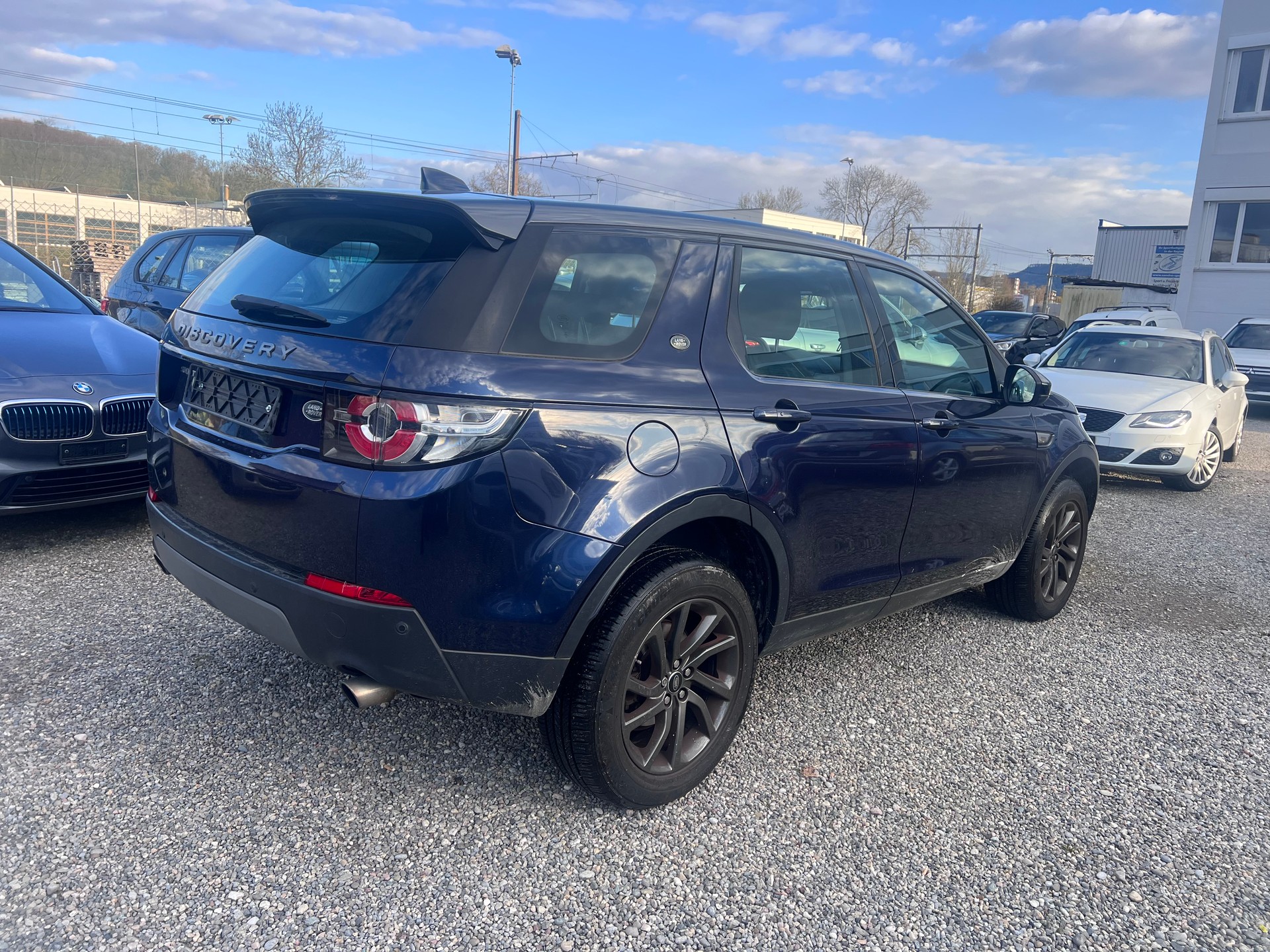 LAND ROVER Discovery 2.0 TD4 S Automatic-image-5