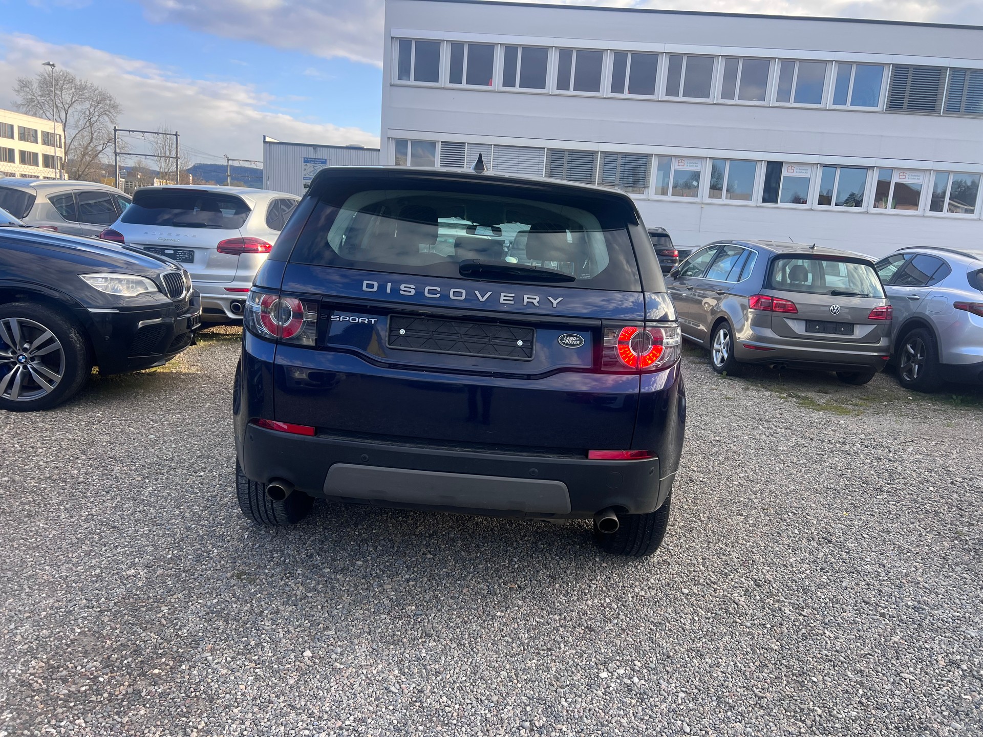 LAND ROVER Discovery 2.0 TD4 S Automatic-image-3