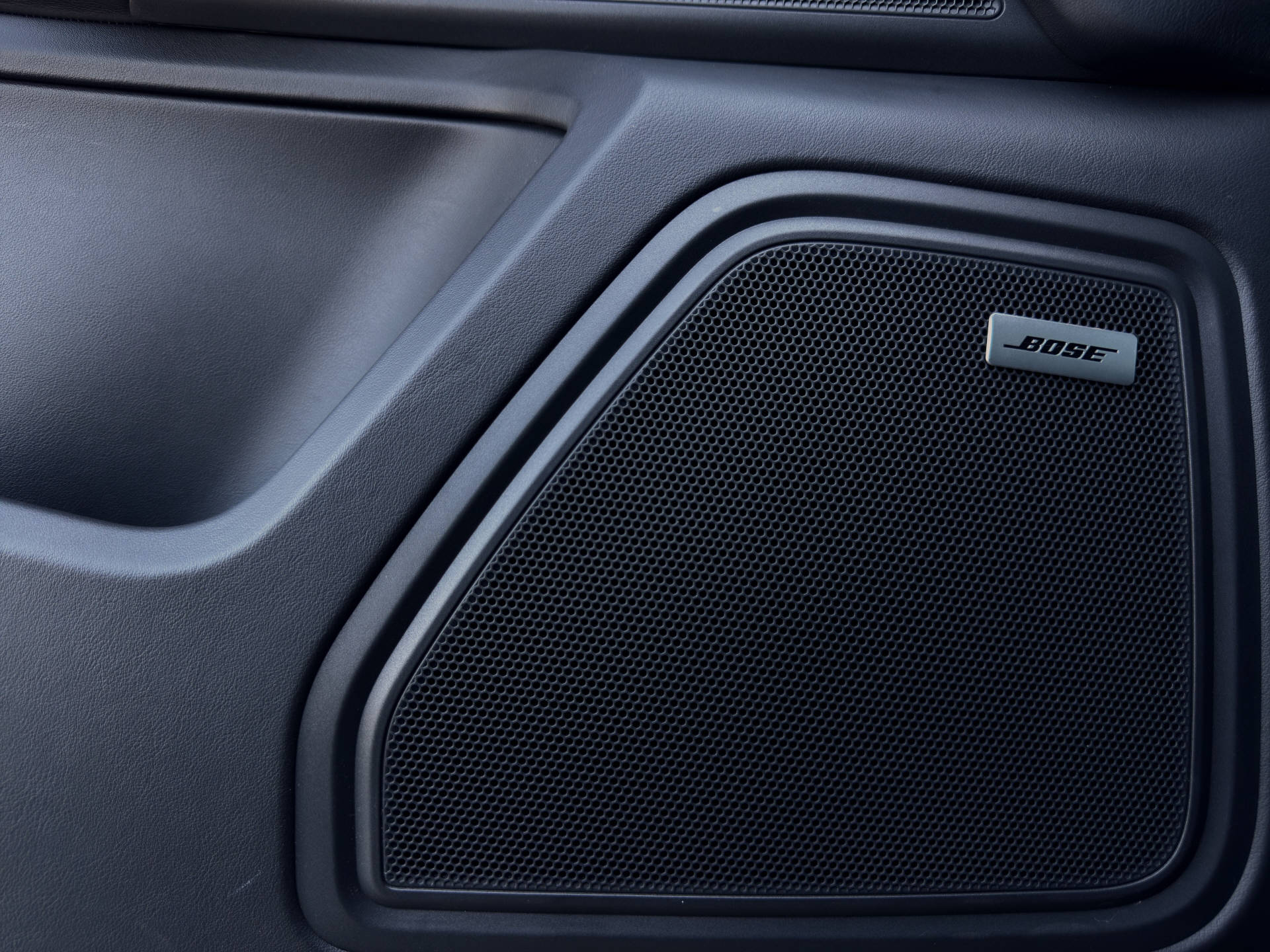 PORSCHE Macan GTS-image-11