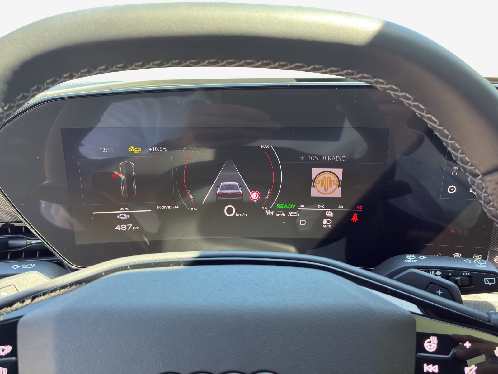 AUDI S6 Avant e-tron quattro-image-14