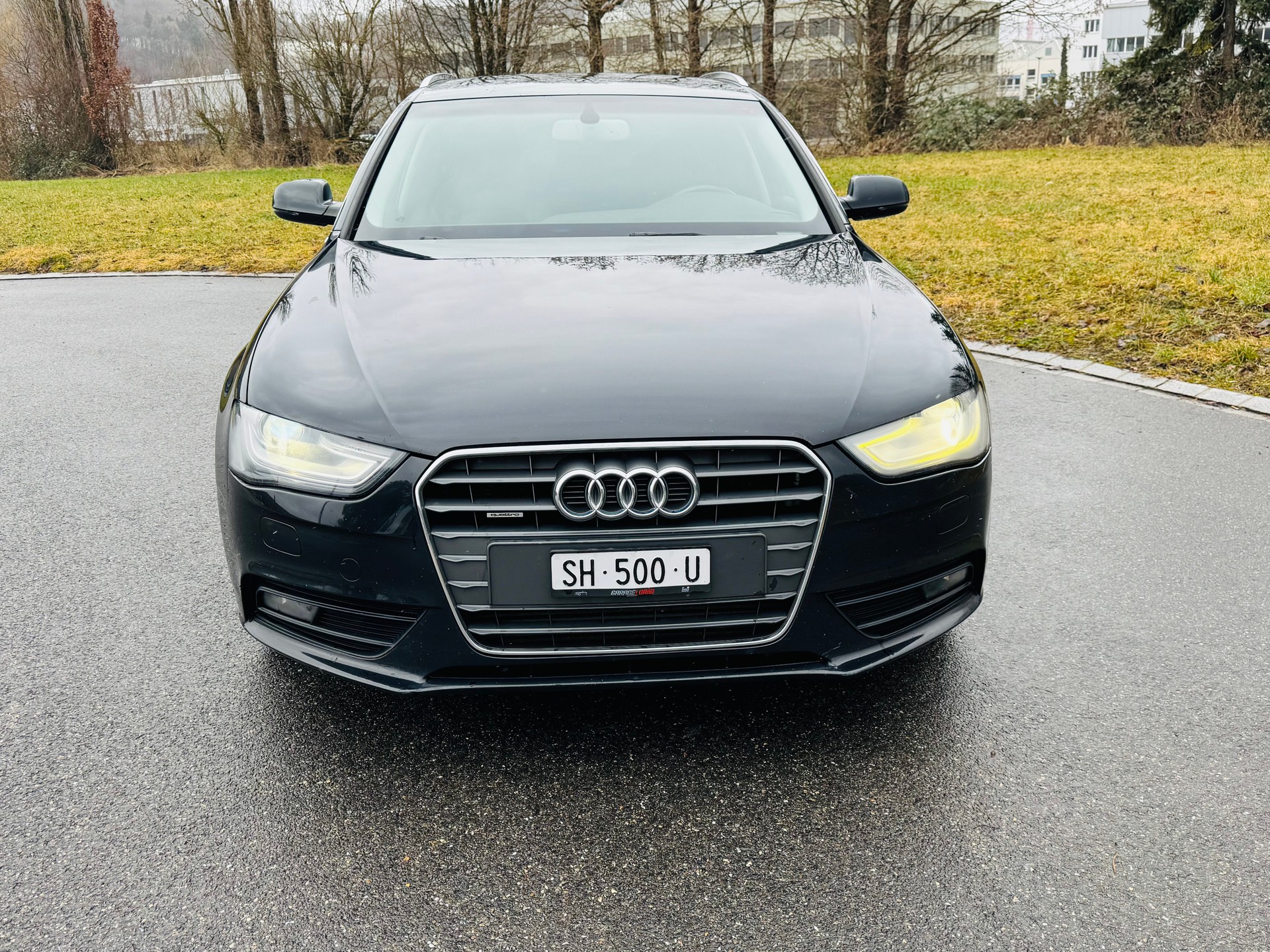 AUDI A4 Avant 1.8 TFSI quattro S-Line-image-2