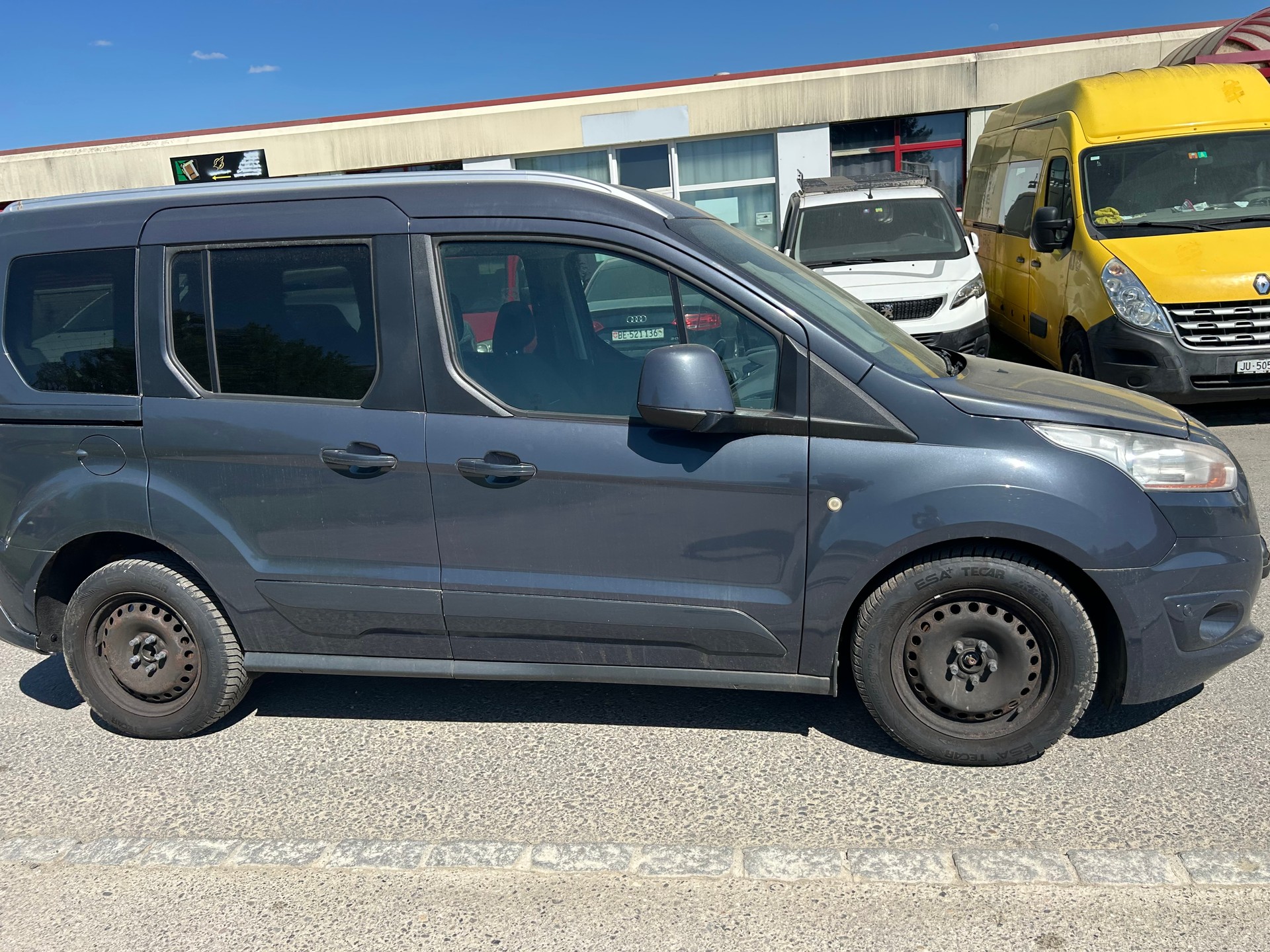 FORD Tourneo Connect 1.0 SCTi Trend-image-3