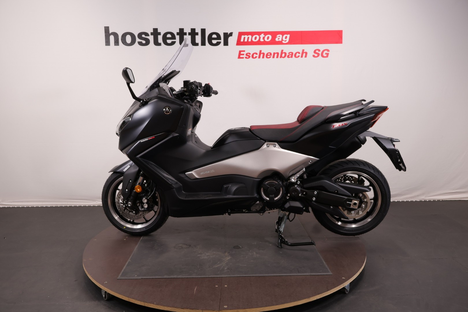 YAMAHA TMAX 25th Anniversary-showroom-element-2