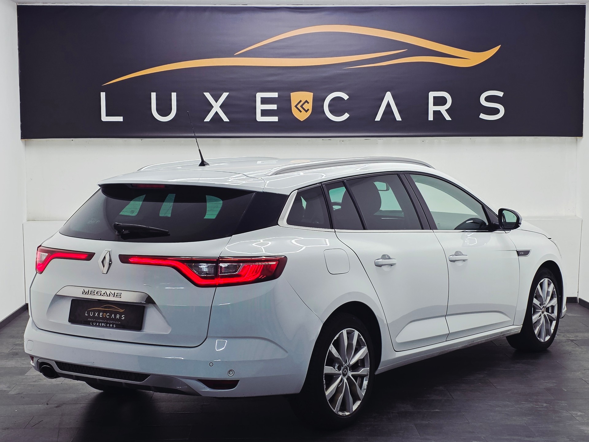RENAULT Mégane Grandtour 1.6 16V Turbo GT Line*FRISCH MFK UND SERVICE*TOP AUSSTATTUNG*AHK 1700 KG*-image-6