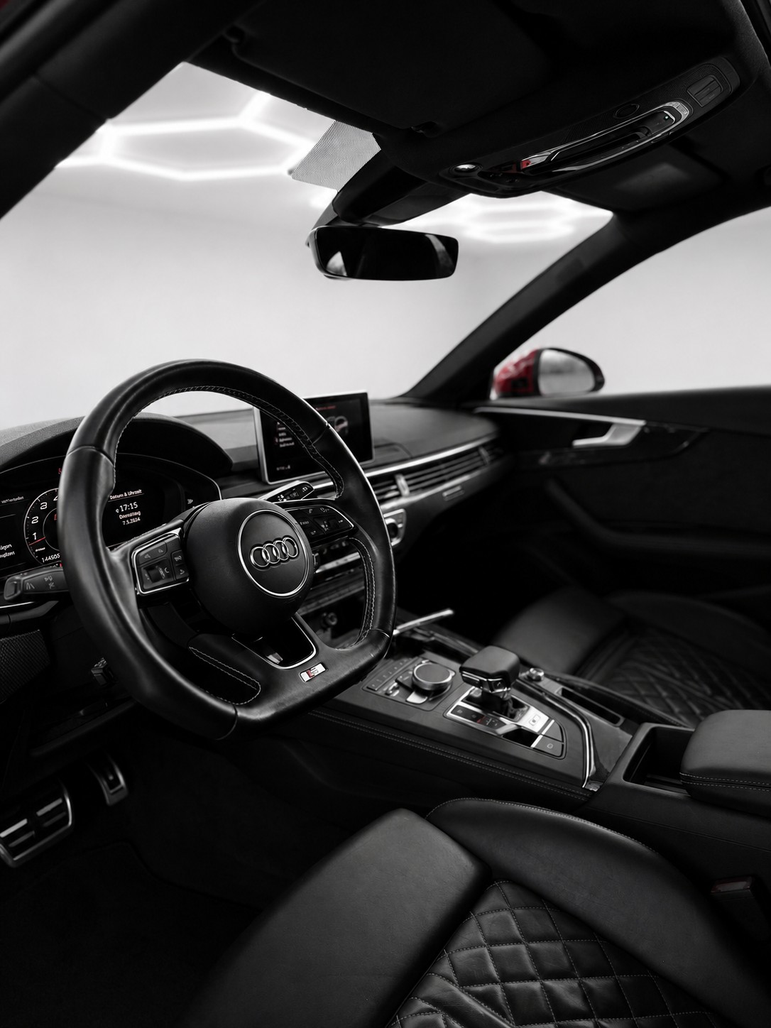 AUDI S4 Avant 3.0 TFSI quattro tiptronic-image-4