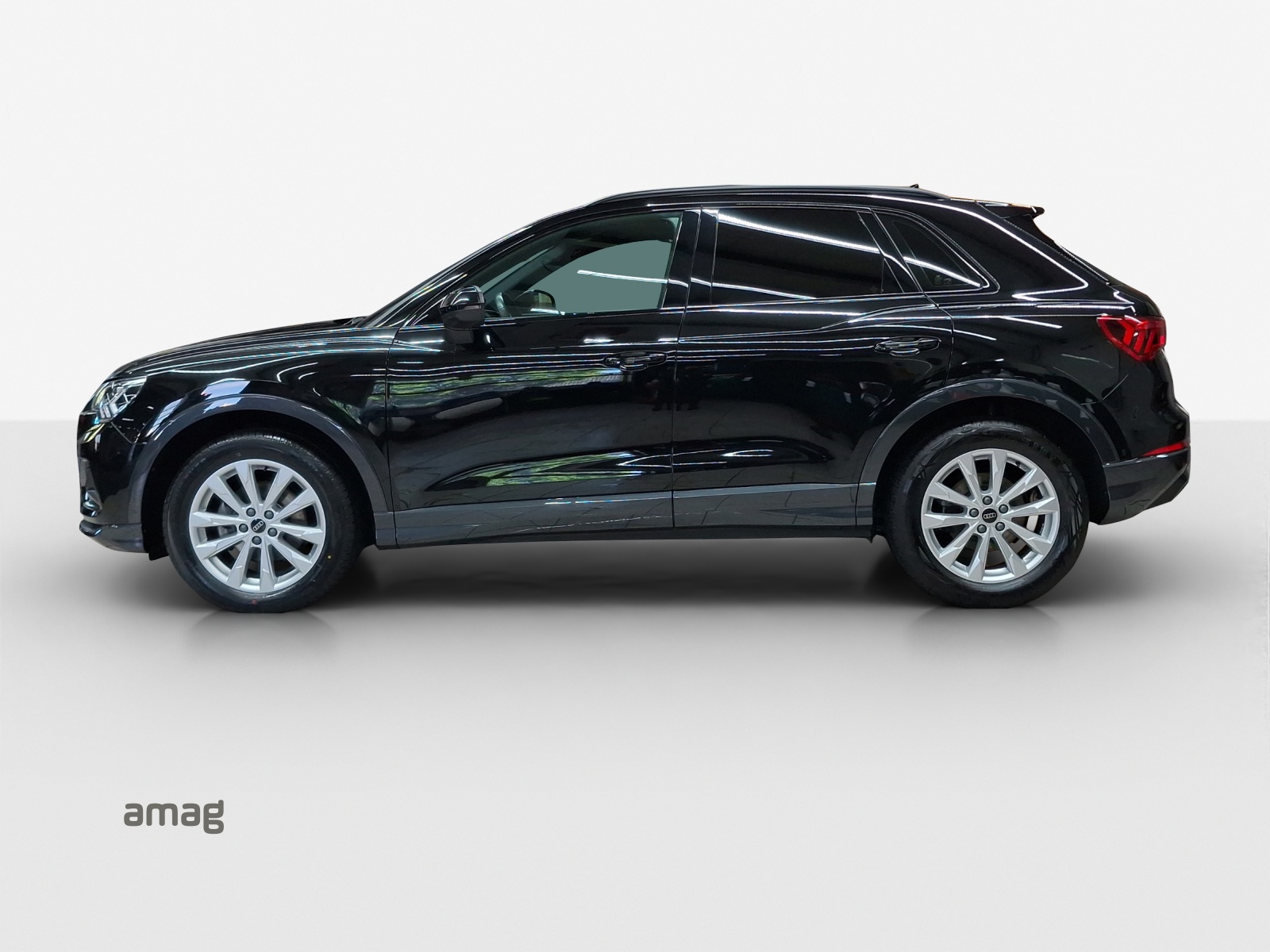 AUDI Q3 35 TFSI advanced Attraction S-tronic-image-1
