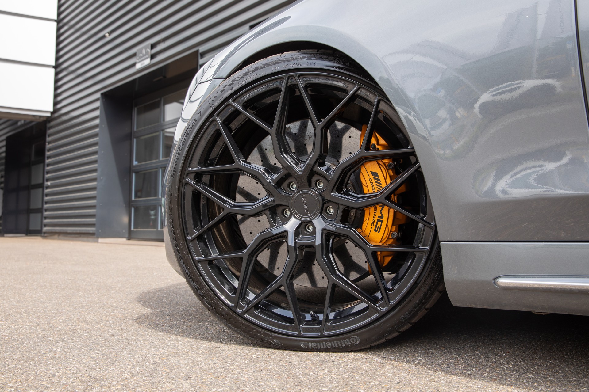 MERCEDES-BENZ S 63 AMG L 4Matic+ 9G-Tronic-image-5