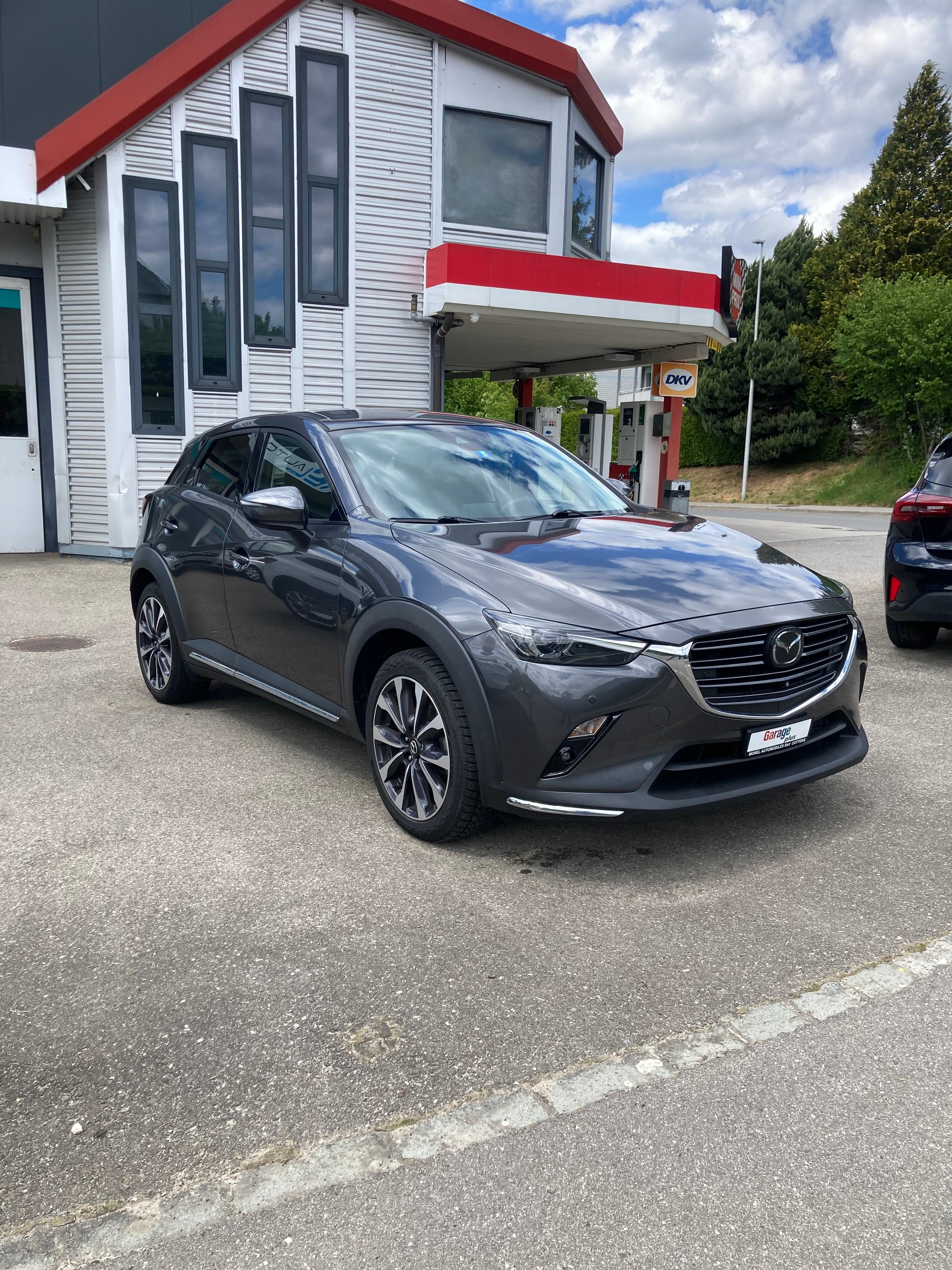 MAZDA CX-3 SKYACTIV-G 121 Revolution FWD-image-2