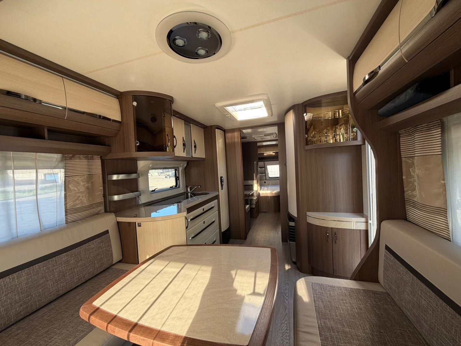 HOBBY ***PRESTIGE 720 UKFE *** KAJÜTTENBETT***TOP GEPFLEGT***MOVER***-image-9