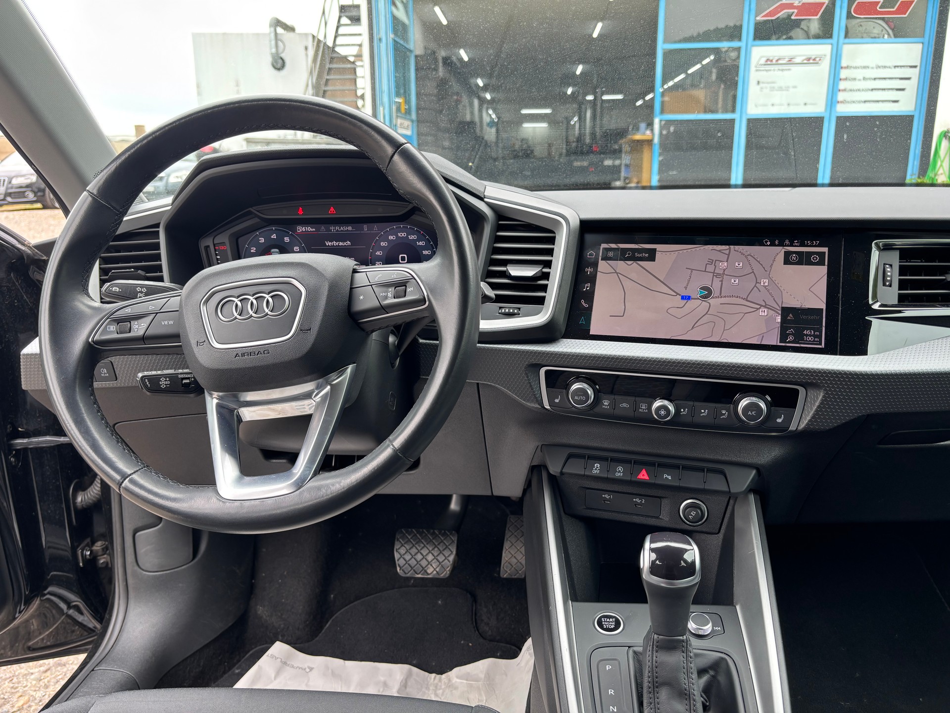 AUDI A1 Sportback 30 TFSI advanced S-tronic-image-5