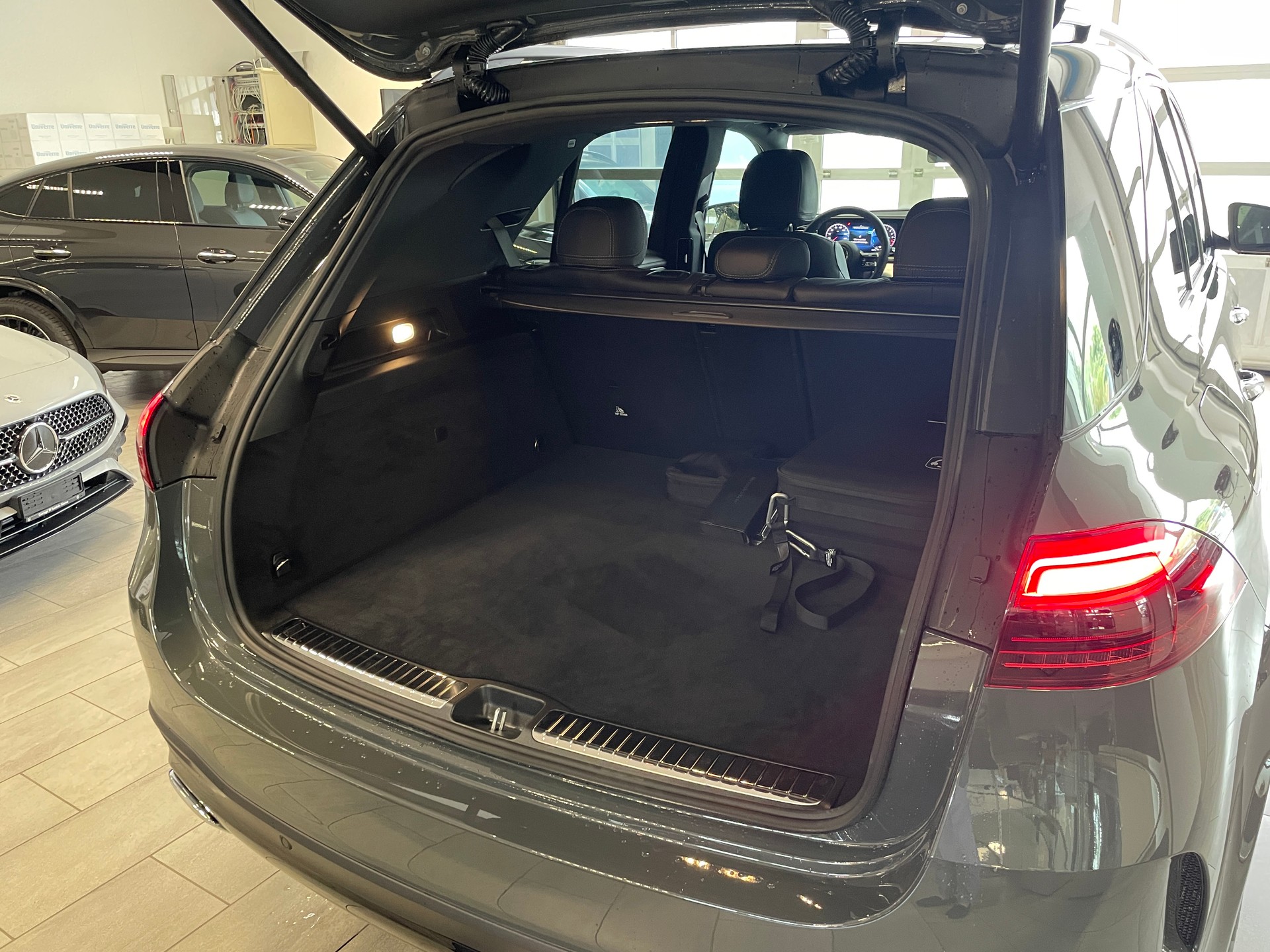 MERCEDES-BENZ GLE 350 de EQ Hybrid 4Matic 9G-Tronic AMG Line EQ Star-image-7