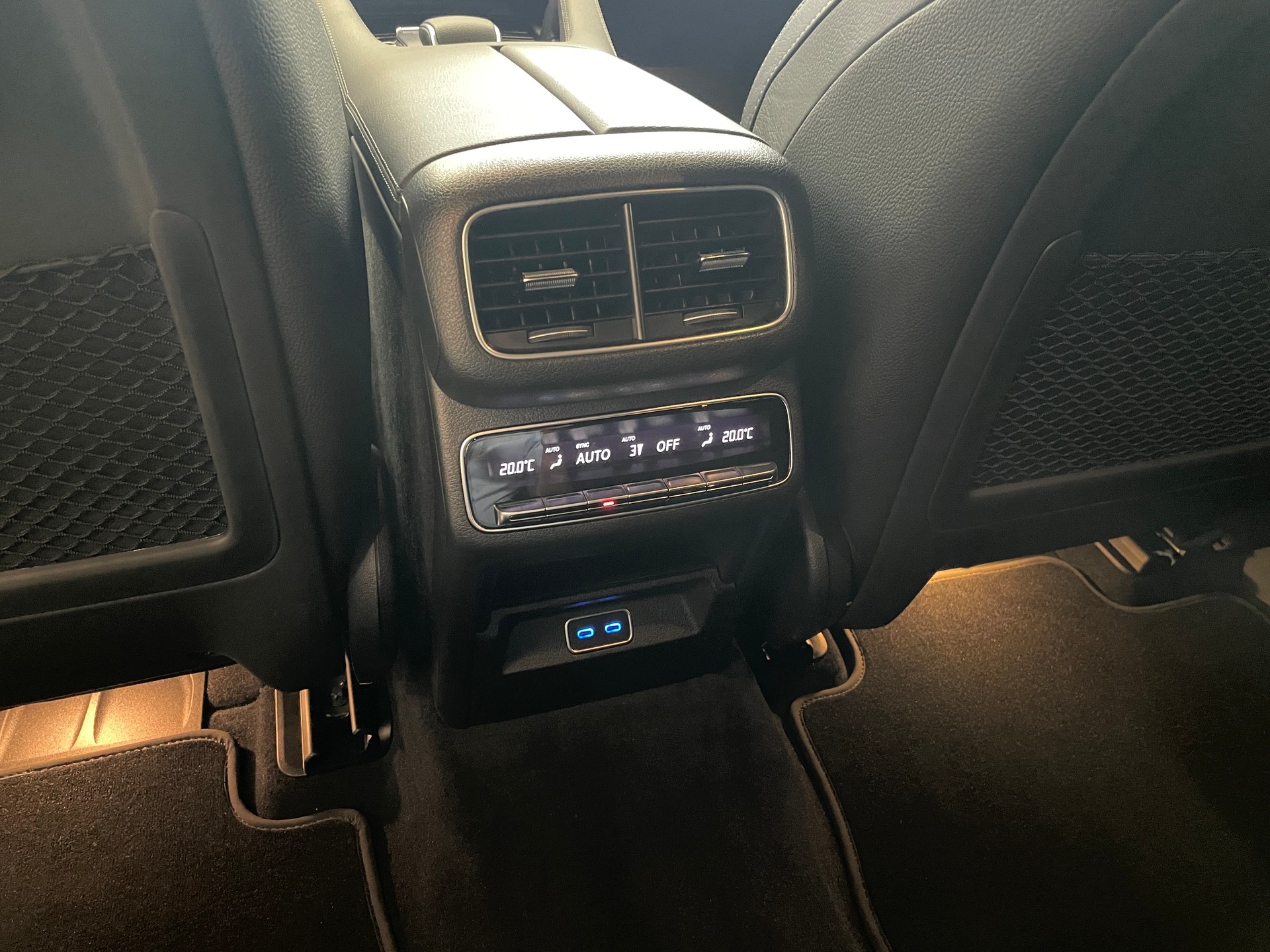 MERCEDES-BENZ GLE 350 de EQ Hybrid 4Matic 9G-Tronic AMG Line EQ Star-image-14