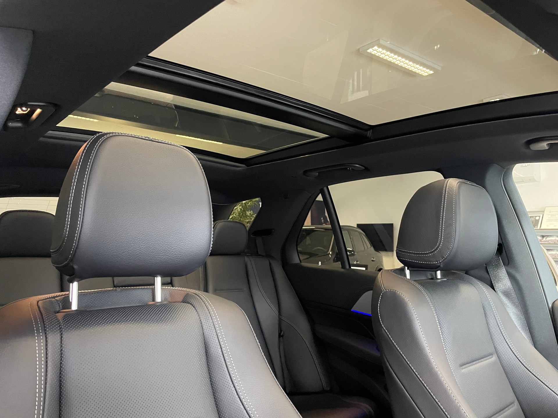 MERCEDES-BENZ GLE 350 de EQ Hybrid 4Matic 9G-Tronic AMG Line EQ Star-image-29