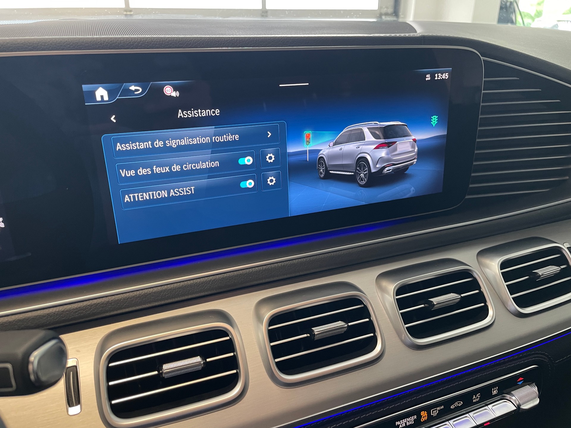 MERCEDES-BENZ GLE 350 de EQ Hybrid 4Matic 9G-Tronic AMG Line EQ Star-image-27