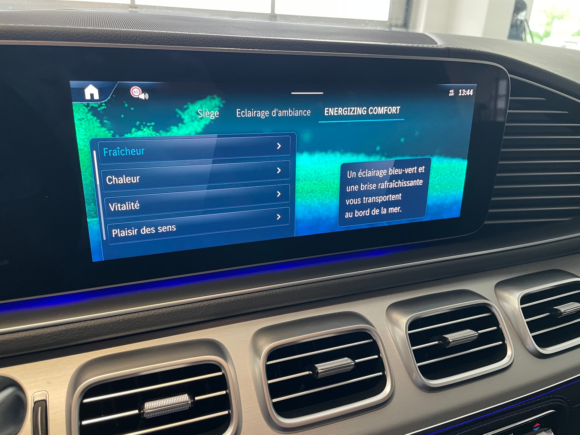 MERCEDES-BENZ GLE 350 de EQ Hybrid 4Matic 9G-Tronic AMG Line EQ Star-image-23