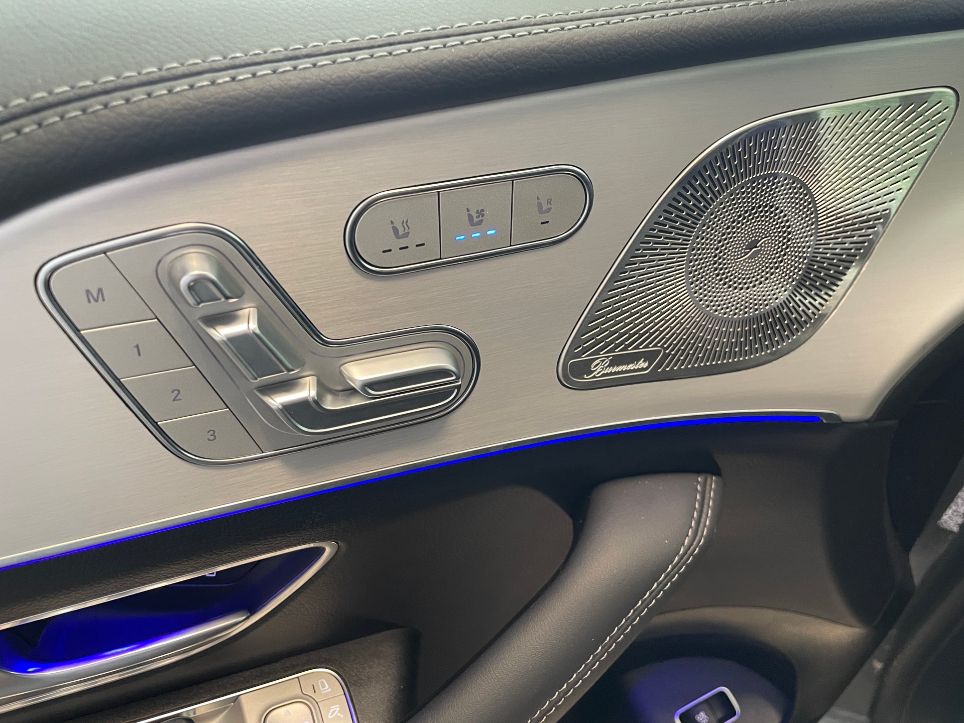 MERCEDES-BENZ GLE 350 de EQ Hybrid 4Matic 9G-Tronic AMG Line EQ Star-image-16
