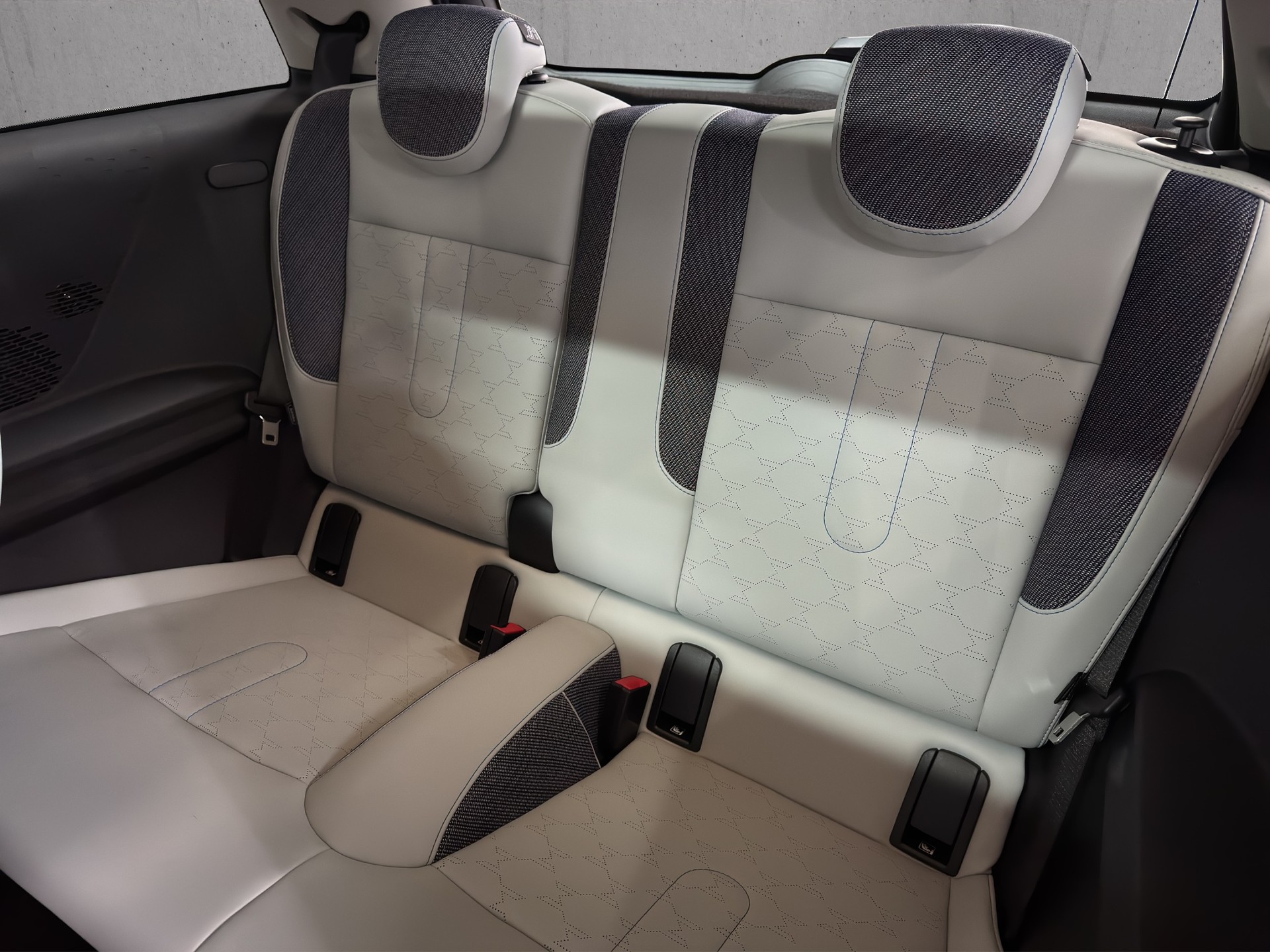 MINI Cooper S DKG "Pano-Head-Up-RF.-Kamera-Harman Kardon"-image-9