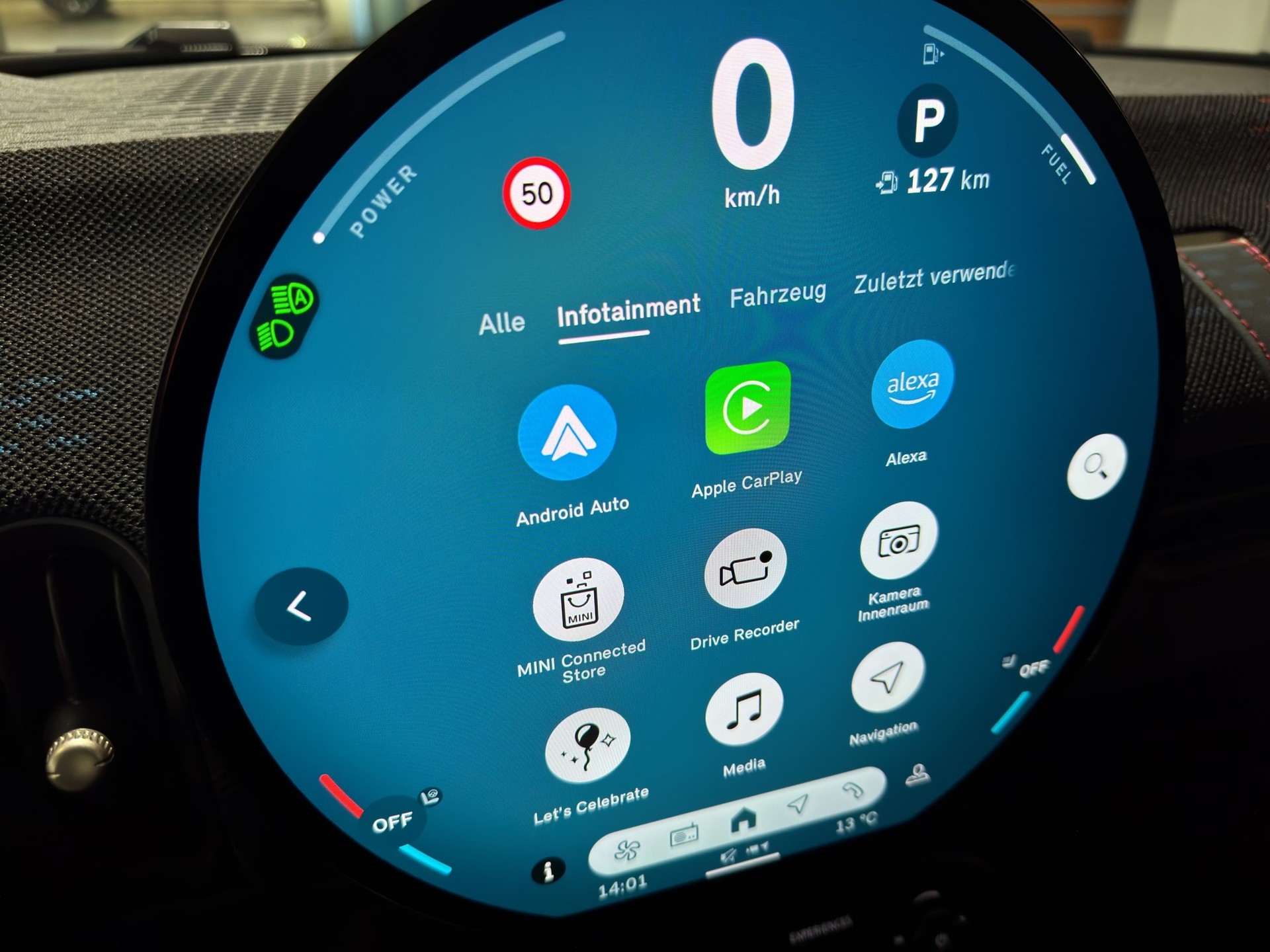 MINI Cooper S DKG "Pano-Head-Up-RF.-Kamera-Harman Kardon"-image-18