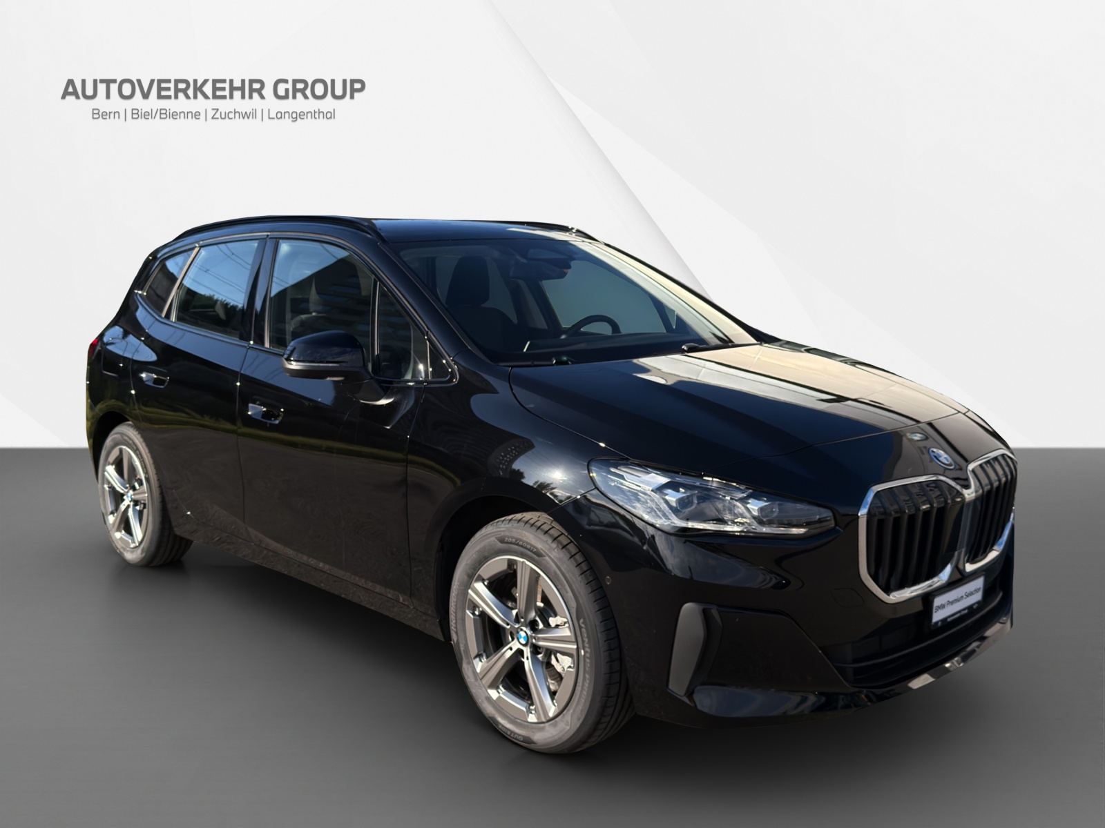 BMW 230e xDrive Active Tourer-image-8