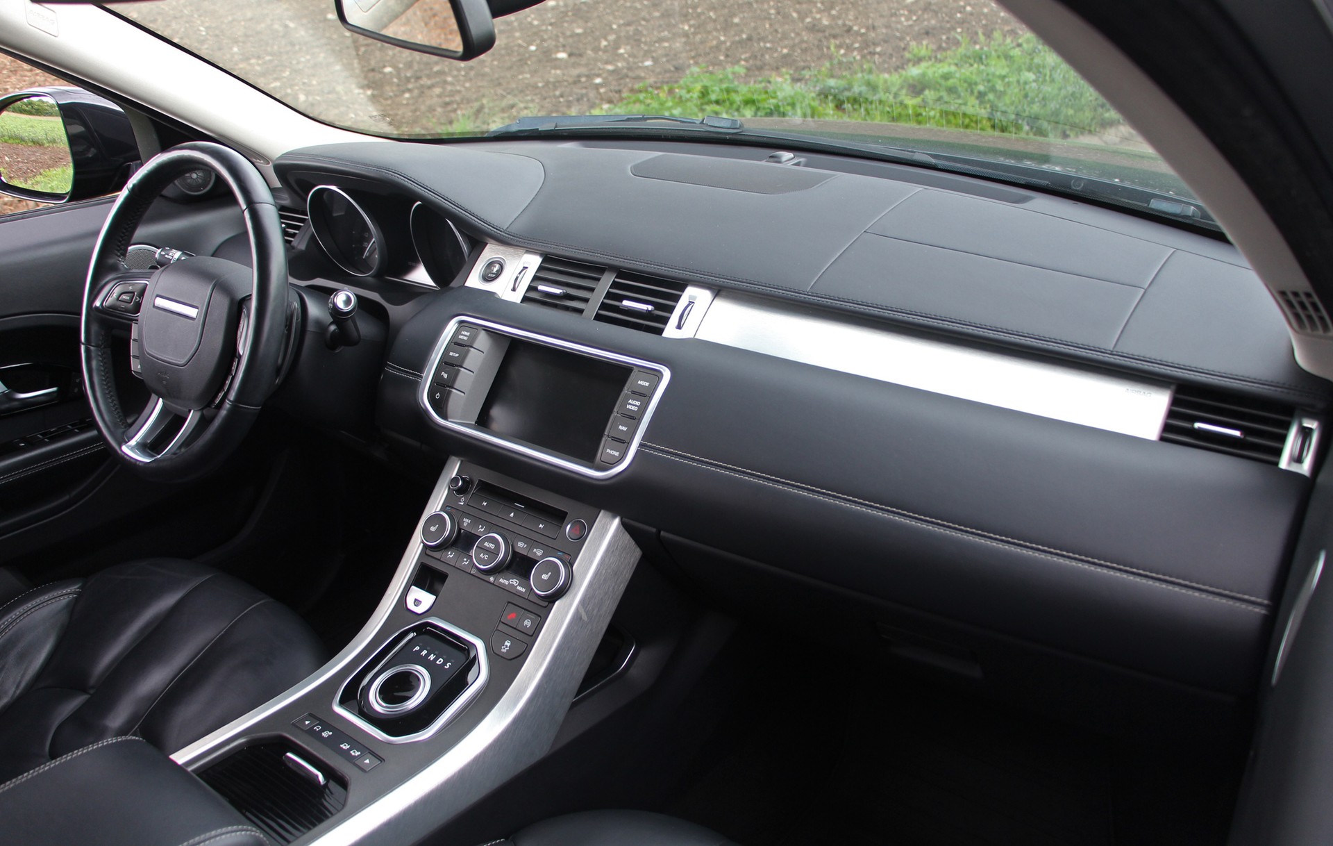 LAND ROVER Range Rover Evoque 2.0 Si4 Prestige AT9-image-9
