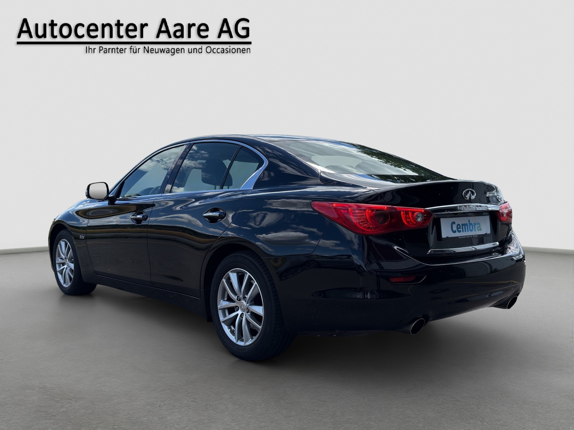 INFINITI Q50 2.2d Premium-image-5