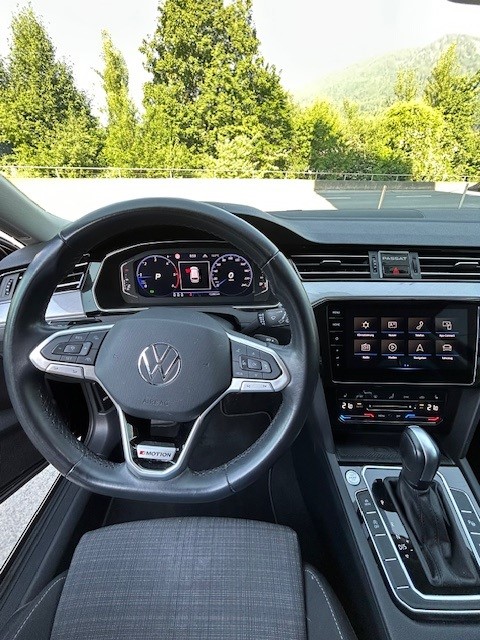 VW Passat 2.0 TDI BMT Business 4Motion DSG-image-5