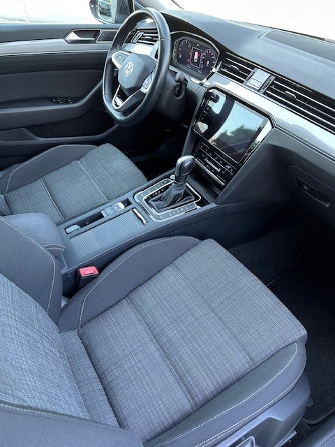 VW Passat 2.0 TDI BMT Business 4Motion DSG-image-4